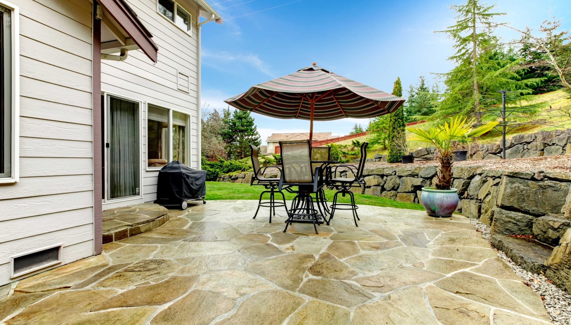 Beautifully Textured and Patterned Concrete Patios in Everett, Washington